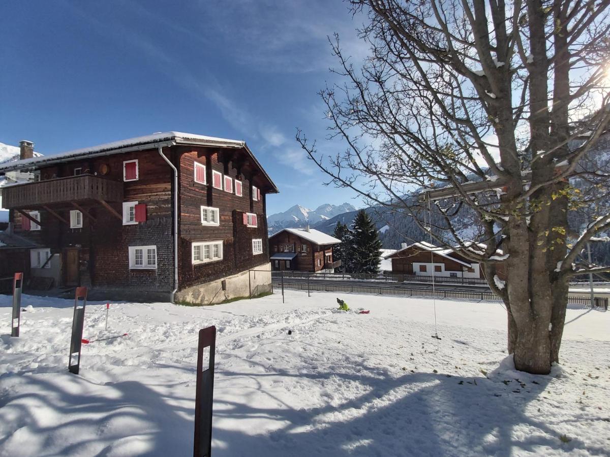 Tgesa Felici Apartment Tujetsch Bagian luar foto