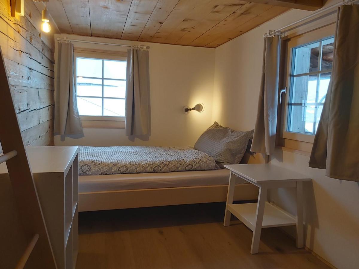 Tgesa Felici Apartment Tujetsch Bagian luar foto